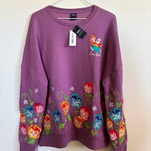 Disney Alice In Wonderland Crewneck Sweatshirt